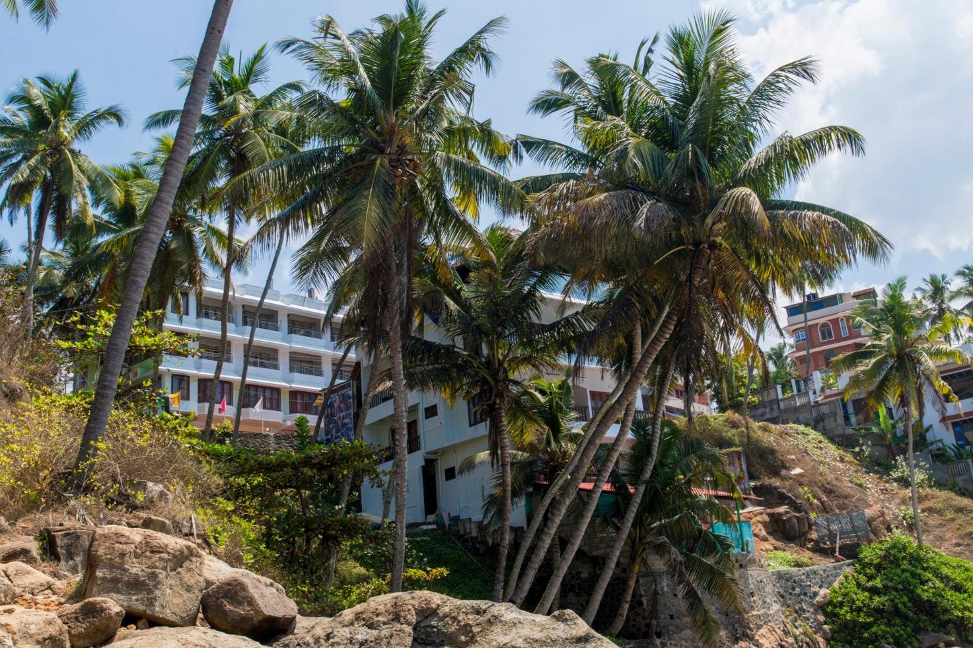 Surya Beach Resort Kovalam Exterior photo