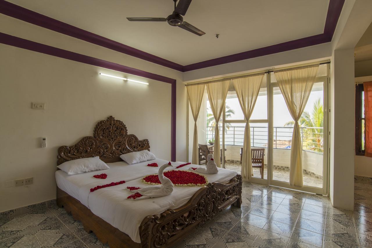 Surya Beach Resort Kovalam Exterior photo