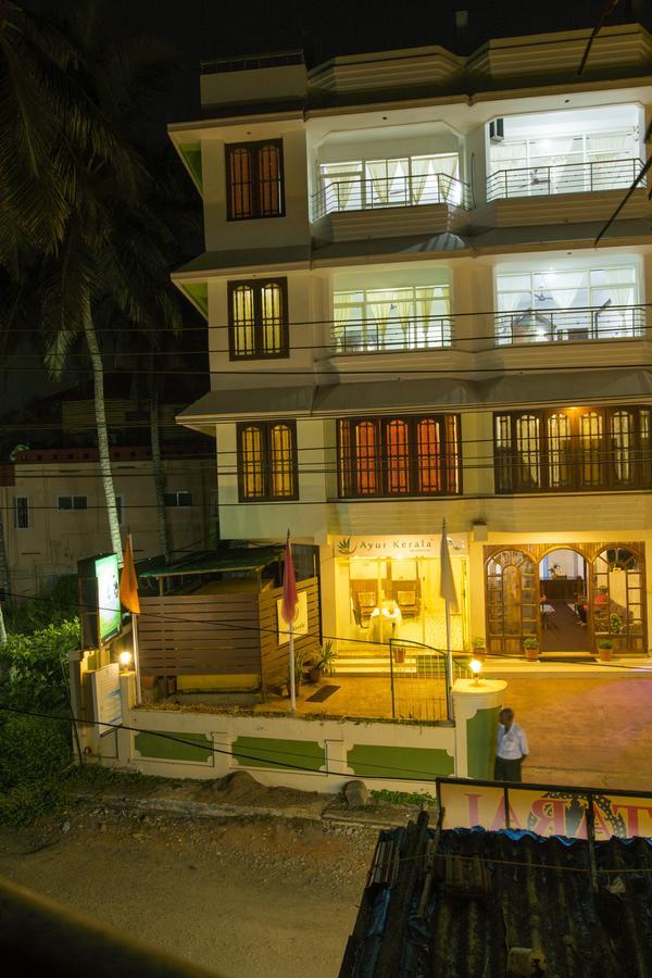 Surya Beach Resort Kovalam Exterior photo